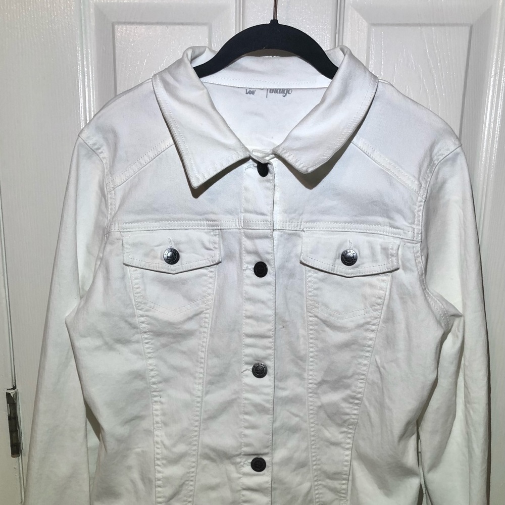 Riders by Lee white jean jacket in a size large